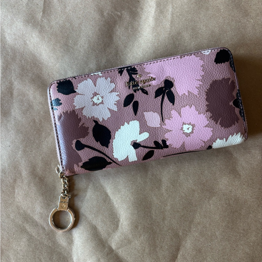 Kate Spade Pink and White Floral Wallet